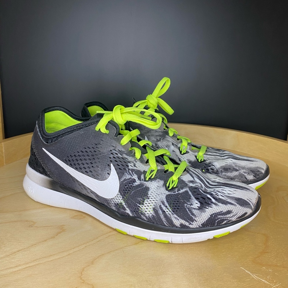 Nike Women’s 5.0 TR Fit 5 Shoe Black White